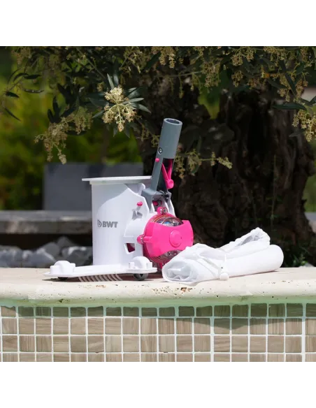 Odkurzacz akumulatorowy BC40 do średnich basenów i spa BWT