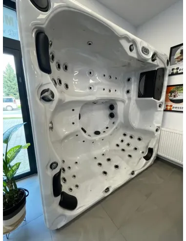 Wanna SPA jacuzzi NAPOLI - 5 osób 67 dysz Sunspa