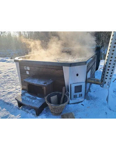 Wanna ogrodowa z piecem wewnętrznym POPRAD