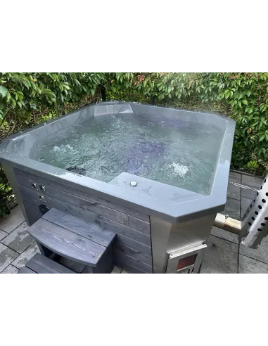 Wanna ogrodowa POPRAD H jacuzzi z piecem na drewno i grzałką. Wanna hybrydowa.