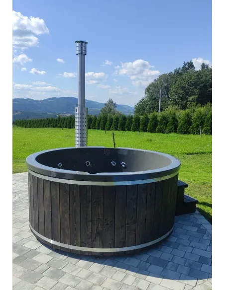 Balia ogrodowa CISA z piecem zewnętrznym na drewno i hydromasażem