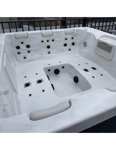 Wanna SPA jacuzzi DYNASTY 6 osób 43 dysze VOUGE