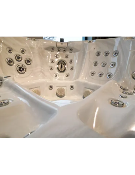 Wanna SPA Elite Riviera 6 osobowa z oświetleniem LED głośnikami